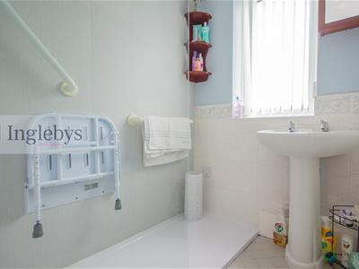 Picture 18